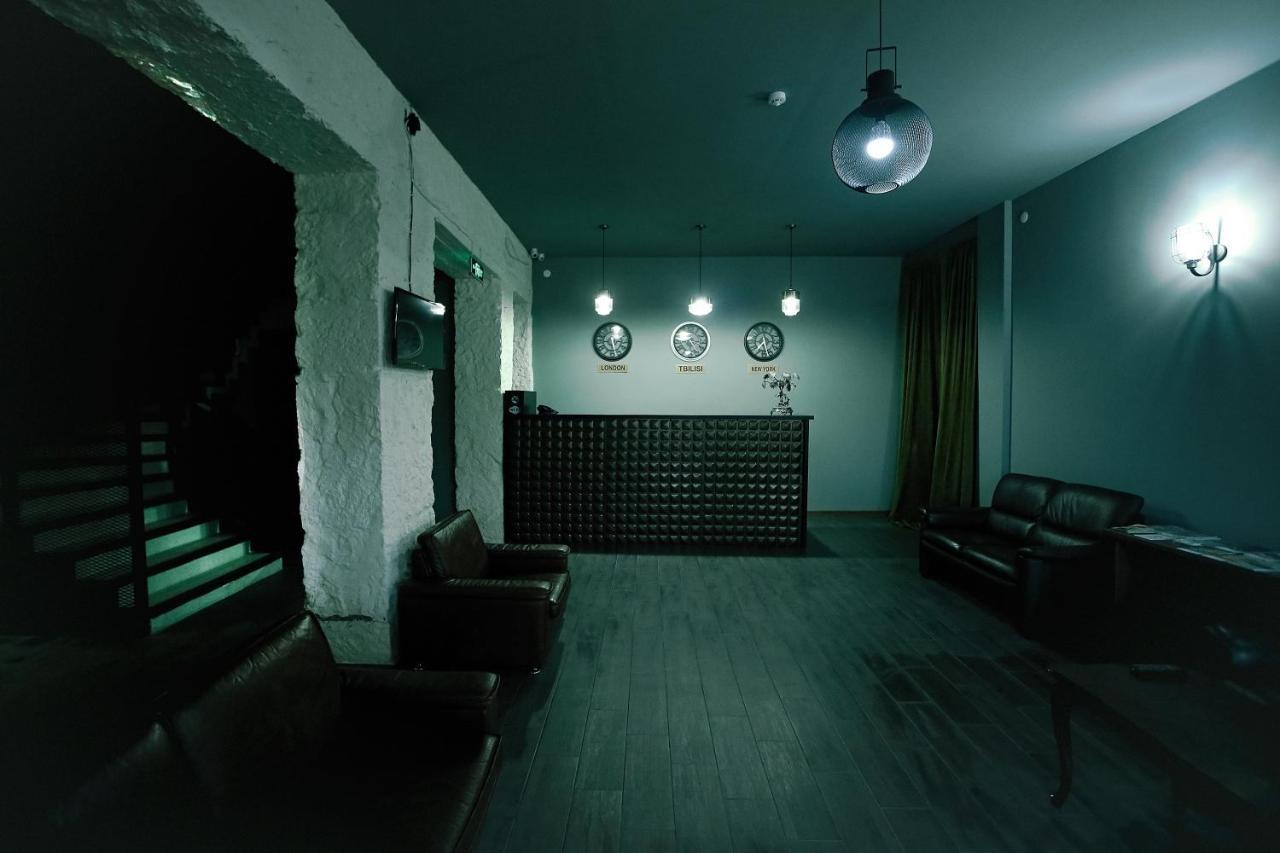 Hotel Aguna Кутаиси Екстериор снимка